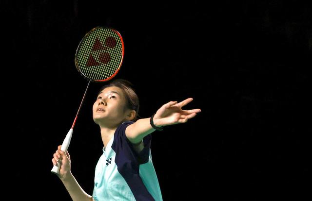 其背后是多 其背后是多