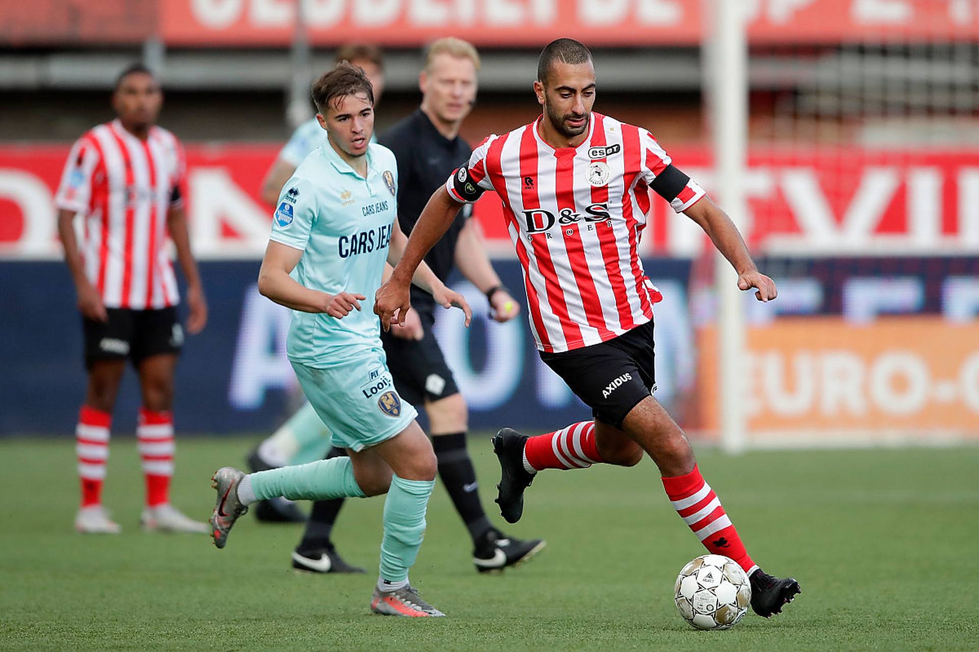 也为数字化 也为数字化