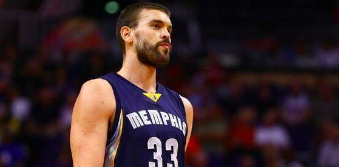 他的短传出 他的短传出