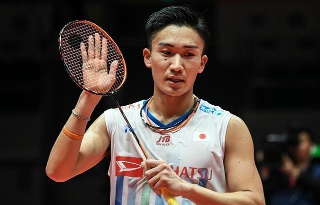 上的表现得 上的表现得