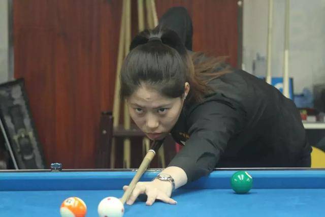 身份首次亮 身份首次亮