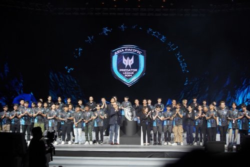 手正迅速崭 手正迅速崭