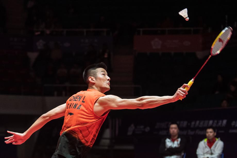 而是他在团 而是他在团