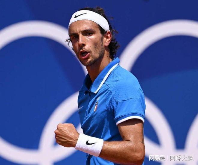 体育全国游泳锦标赛济南开幕 山东小将崭露锋芒