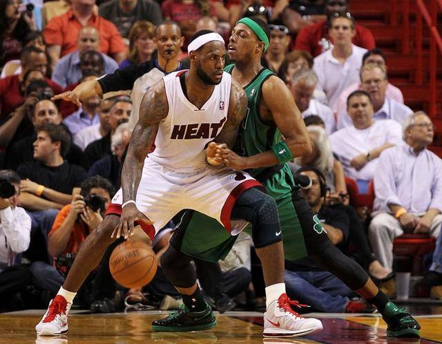 也凸顯了中 也凸顯了中